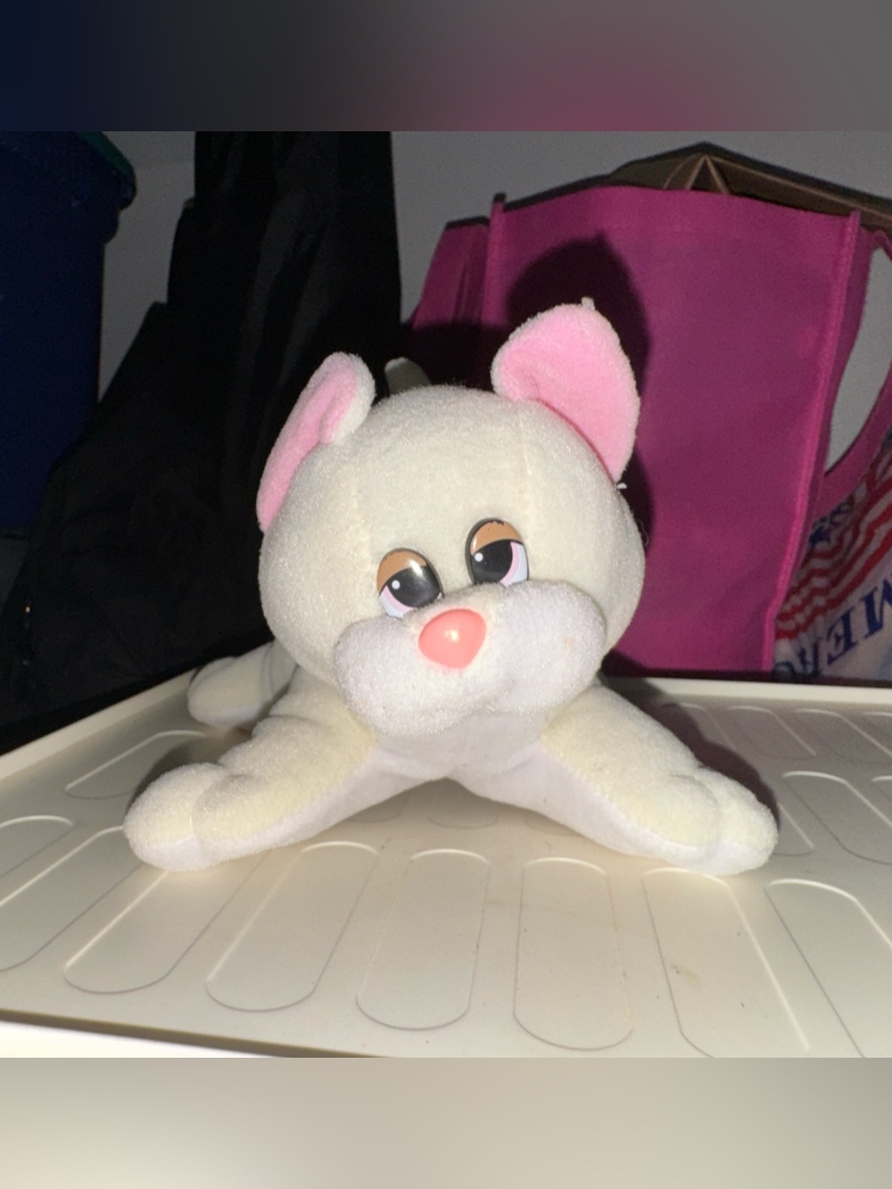 Vintage Piund Puppies Plush Cat Toy - Cream and Pink Soft Cat 1980s